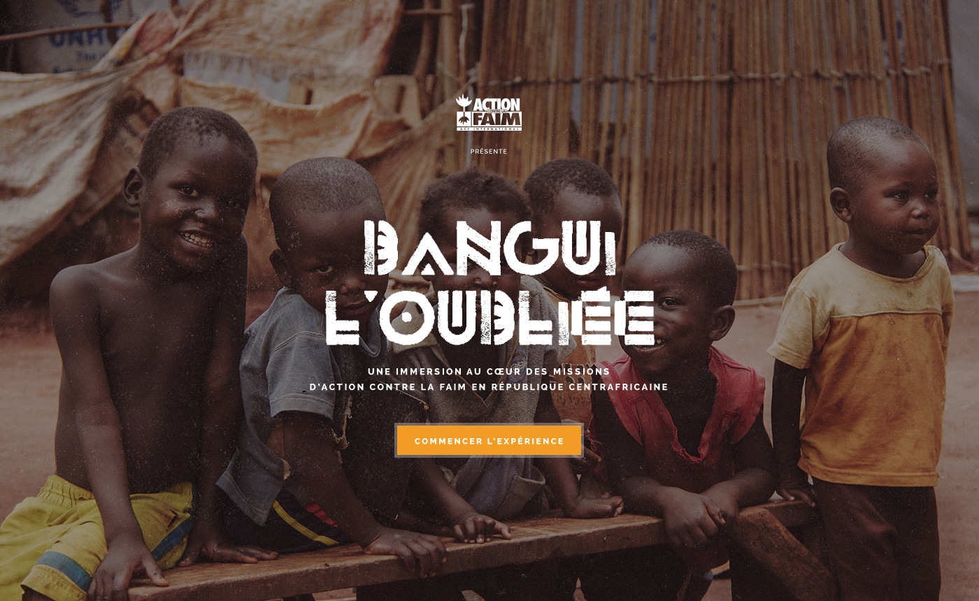 Page d'accueil du site 'Bangui l'oubliée' présentant une immersion au cœur des missions d'Action contre la Faim en République Centrafricaine avec un groupe de jeunes enfants souriants, invitant à commencer l'expérience.